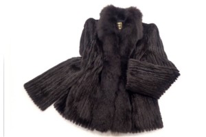 サガミンク(SAGA MINK) ブルーフォックス×ミンク ハーフコートを店頭買取にて東京都八王子市にお住いのお客様より高価買取いたしました。