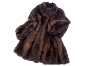 ロシアンセーブル(RUSSIANSABLE) ロングコートを宅配買取にて東京都台東区にお住いのお客様より高価買取いたしました。