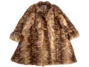 ロシアンセーブル ポンチョ 高価買取いたしました。 セーブル売るならストックラボにお任せ下さい！